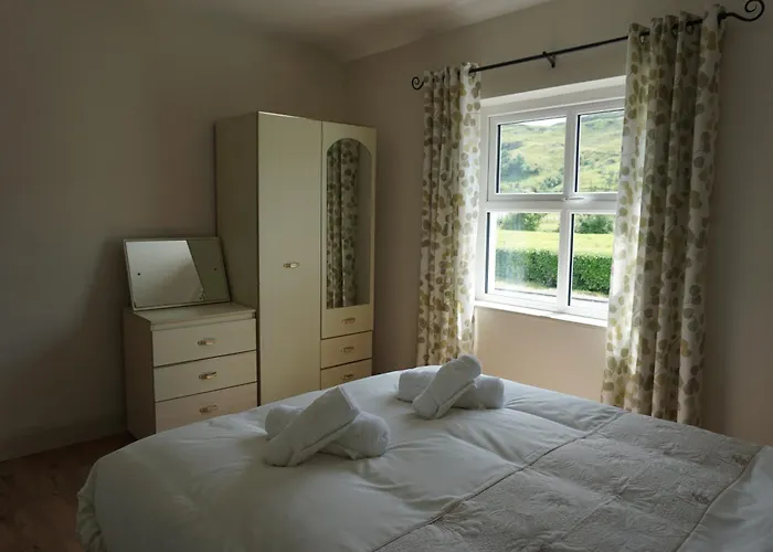 Sally's * Mullanmore